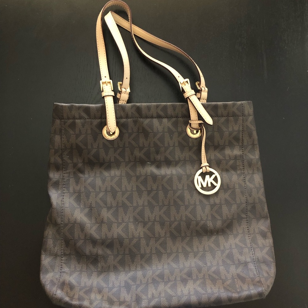 [nearly new] Authentic Michael Kors purse